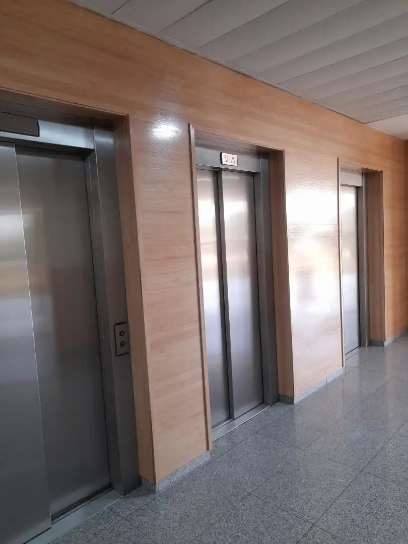 Oficina de alquiler en Sant Cugat del Vallès con Aire acondicionado y Calefacción