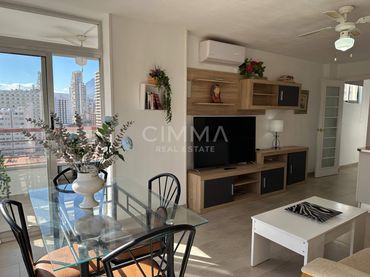 Mini appartamento con balcone in vendita a Calle Calle Londres