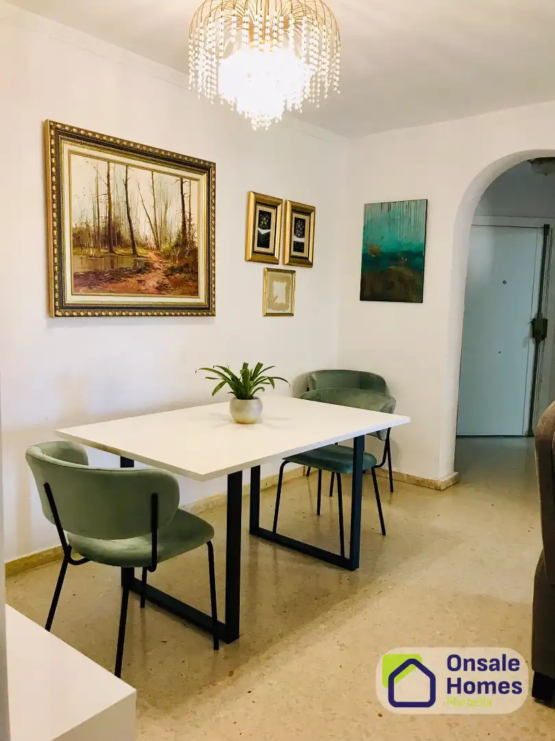 Comedor de Piso en venta en Marbella con Aire acondicionado, Terraza y Trastero