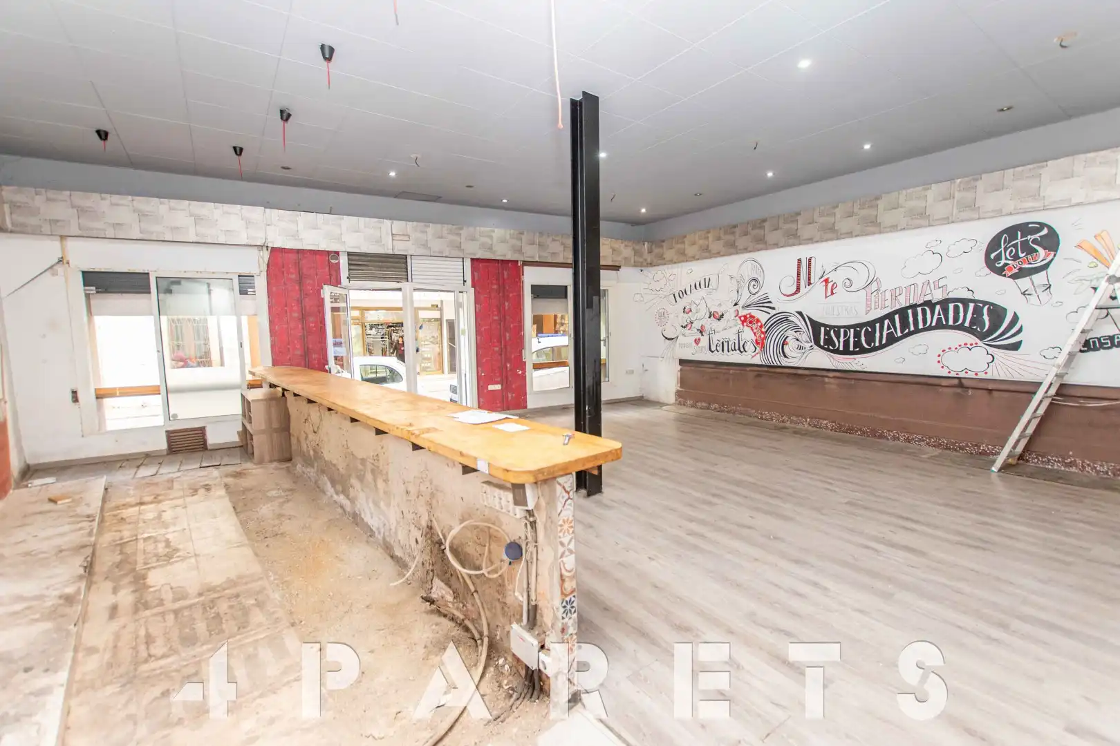 Commercial properties for sale in Canet de Mar  with Air Conditioner