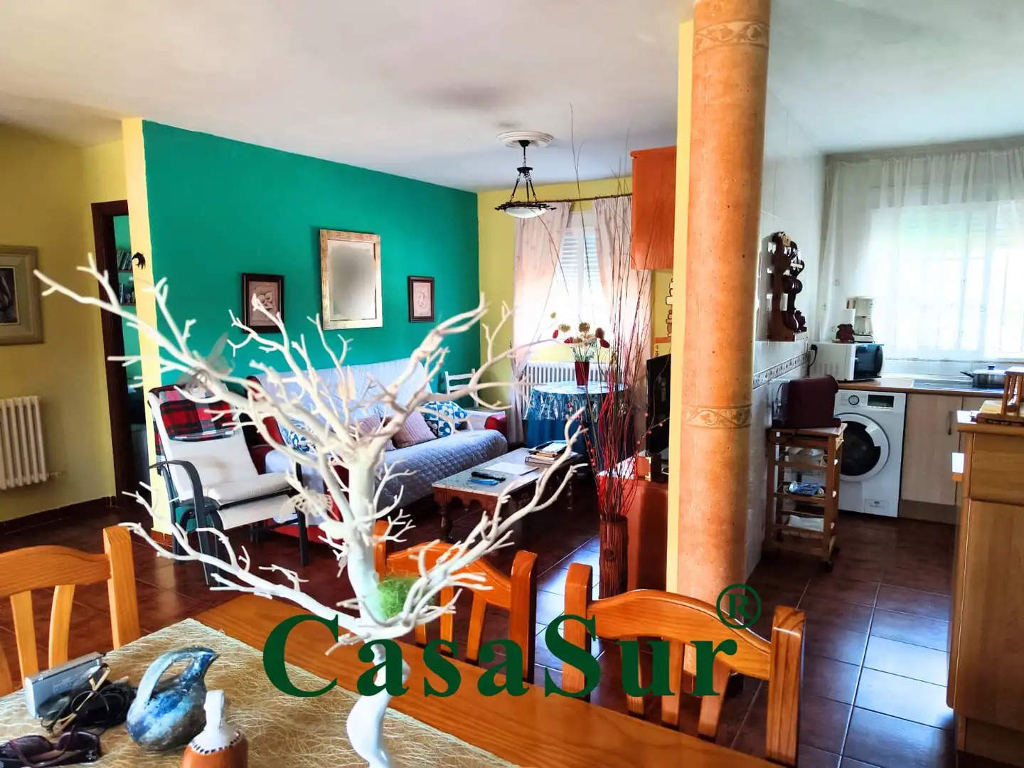 Sala d'estar de Casa o xalet en venda en Cubillas de Santa Marta amb Calefacció, Jardí privat i Terrassa