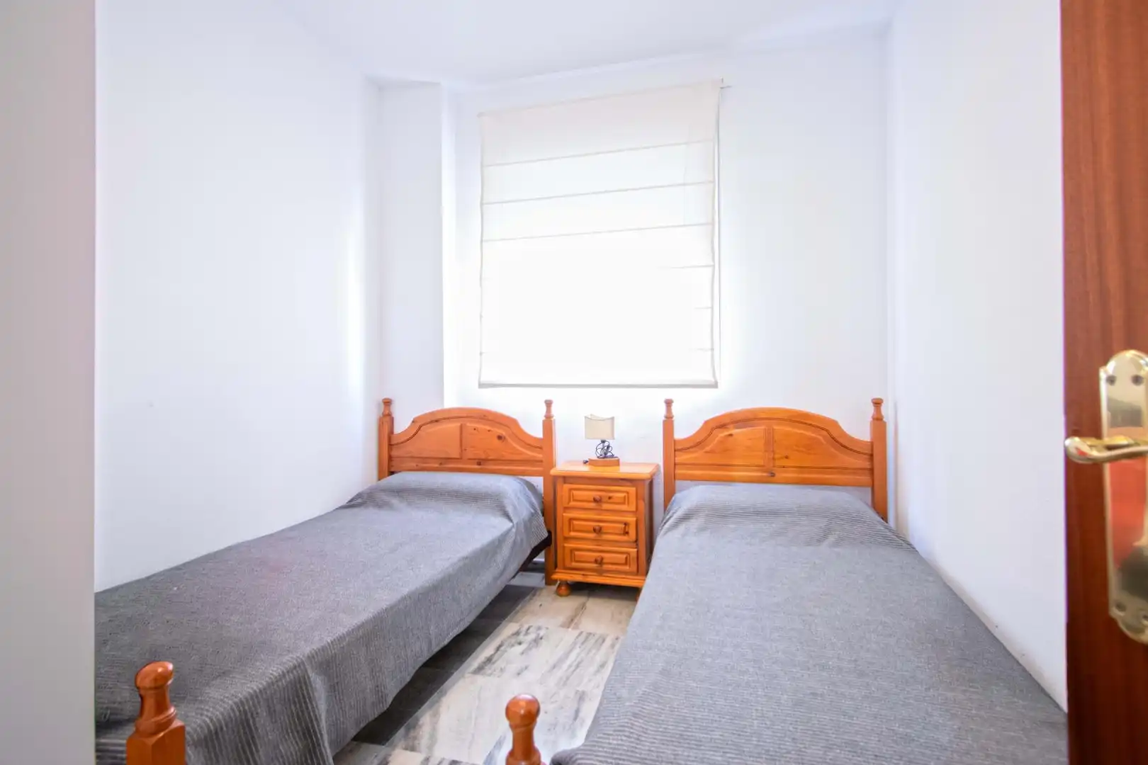 Schlafzimmer von Wohnung zum Verkauf in Sevilla mit Klimaanlage und Abstellraum