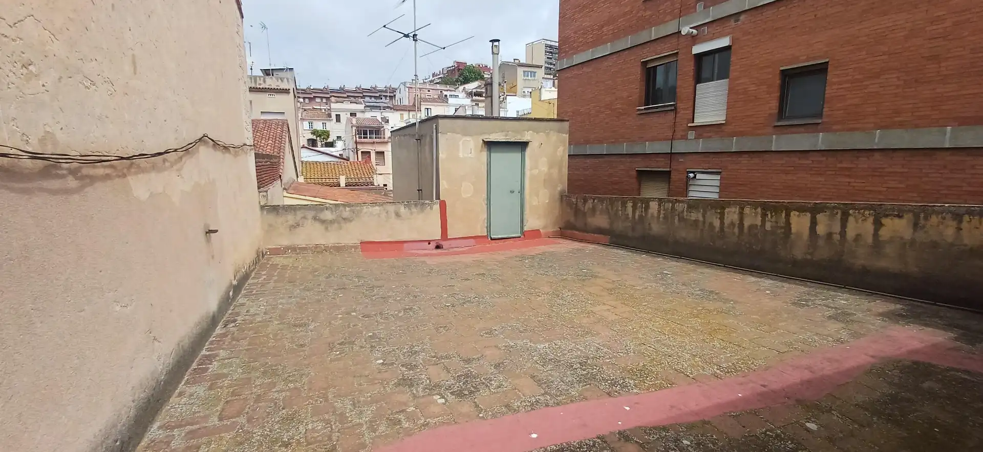 Aparcament de Casa o xalet en venda en El Masnou amb Calefacció, Terrassa i Forn