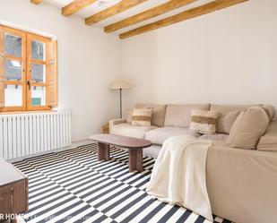 Sala d'estar de Casa adosada en venda en Canfranc amb Terrassa i Balcó