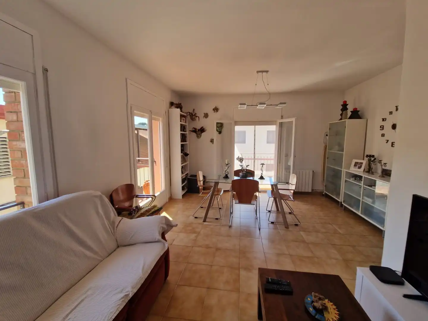 Sala de estar de Piso en venta en Olot con Calefacción y Balcón