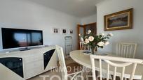 Menjador de Apartament en venda en Peñíscola / Peníscola amb Aire condicionat i Terrassa