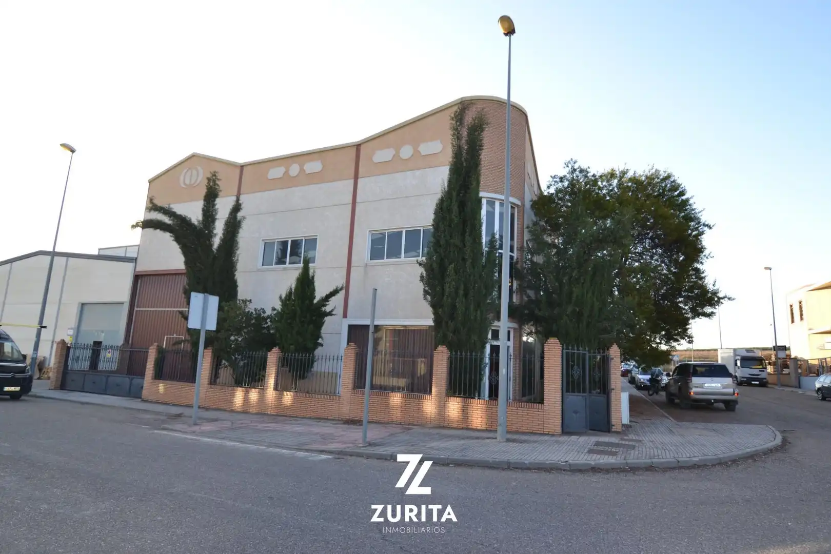 Vista exterior de Nave industrial en venta en Villafranca de Córdoba