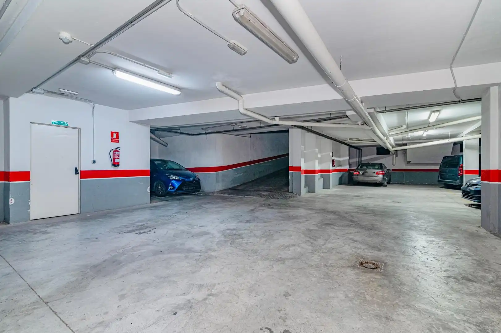 Parkplatz von Maisonette zum Verkauf in Granada mit Klimaanlage, Heizung und Möbliert