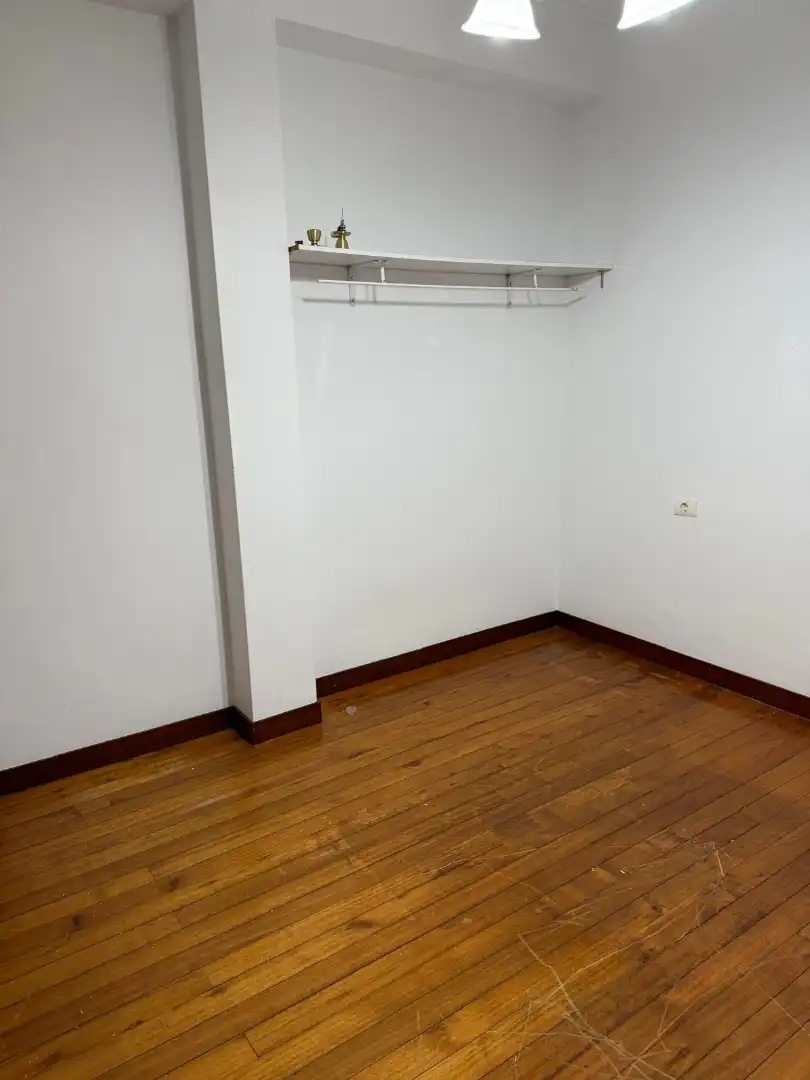 Piso en venta en Carballo con Terraza, Horno y Lavadora