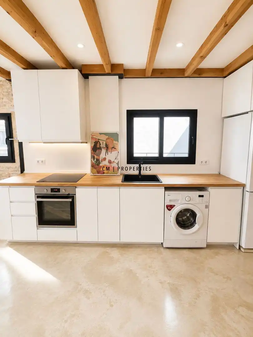 Kitchen of Attic for rent in Valencia  with Air Conditioner, Heating and Terrace