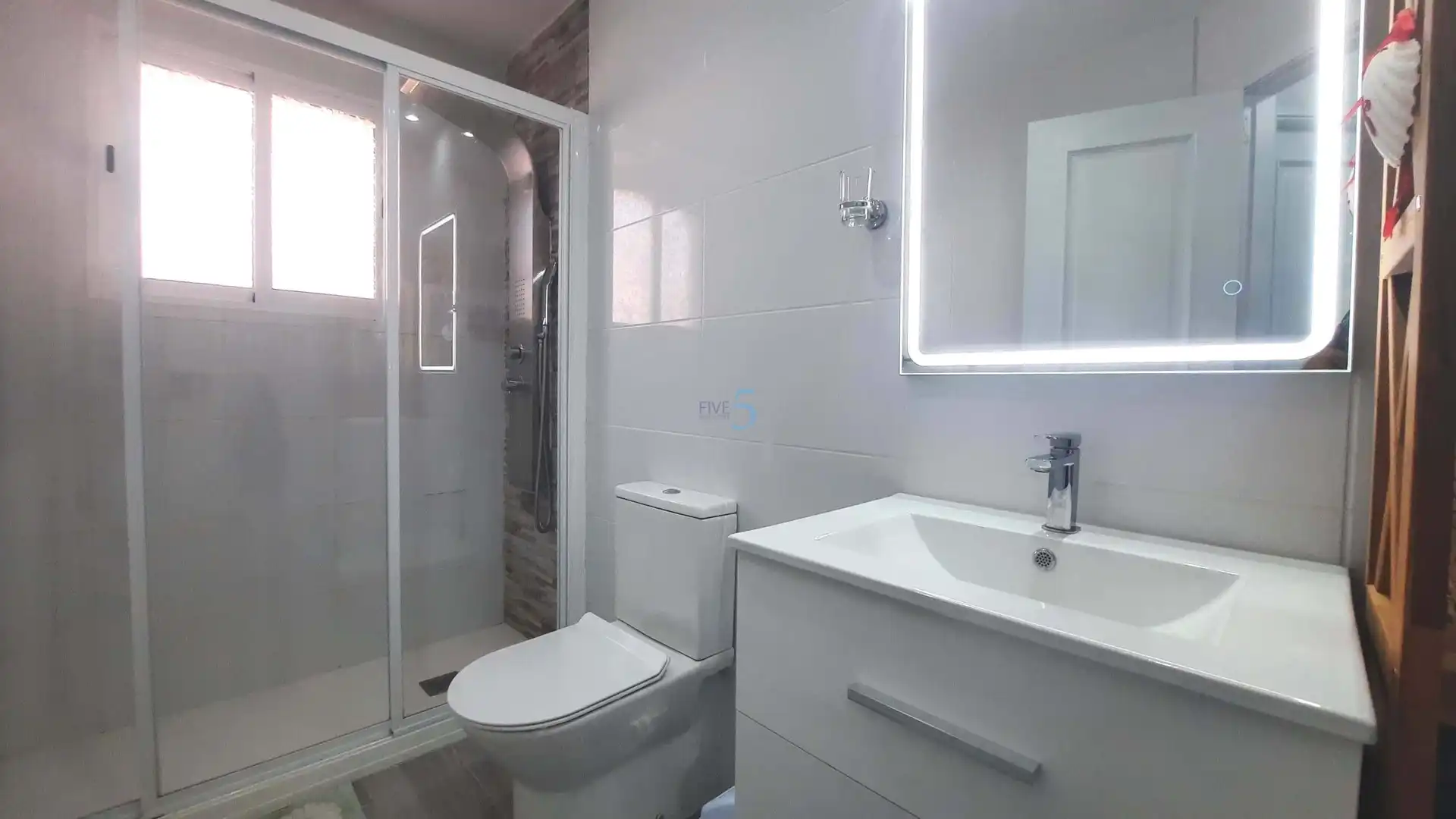 Badezimmer von Einfamilien-Reihenhaus zum Verkauf in Torre-Pacheco mit Klimaanlage, Heizung und Terrasse