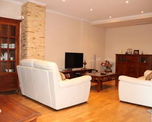 Living room of House or chalet to rent in Elche / Elx  with Air Conditioner, Parquet flooring and Terrace