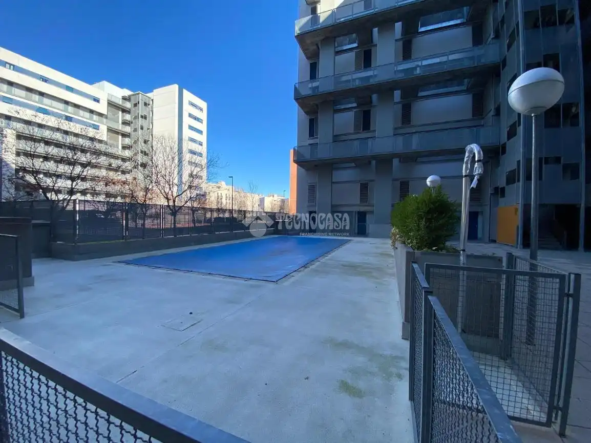 Piscina de Piso de alquiler en Móstoles con Aire acondicionado, Calefacción y Terraza