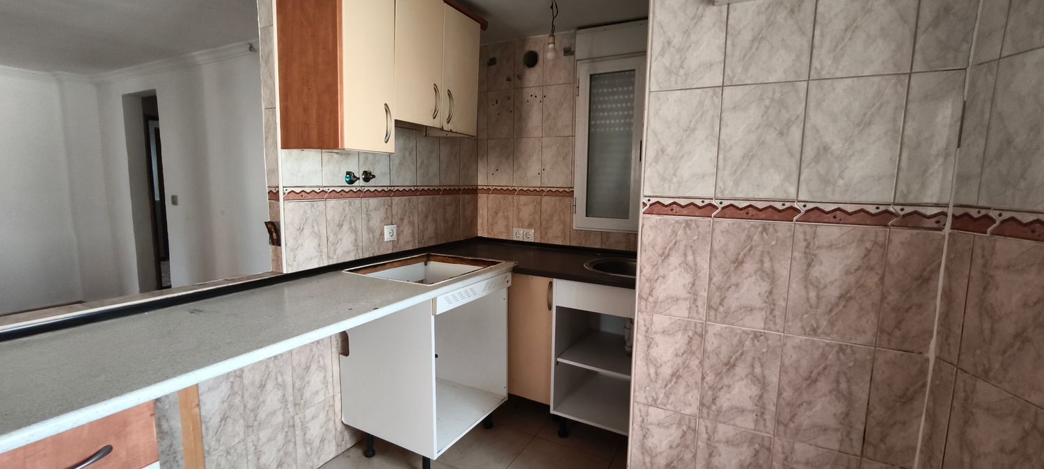 Kitchen of Flat for sale in  Madrid Capital