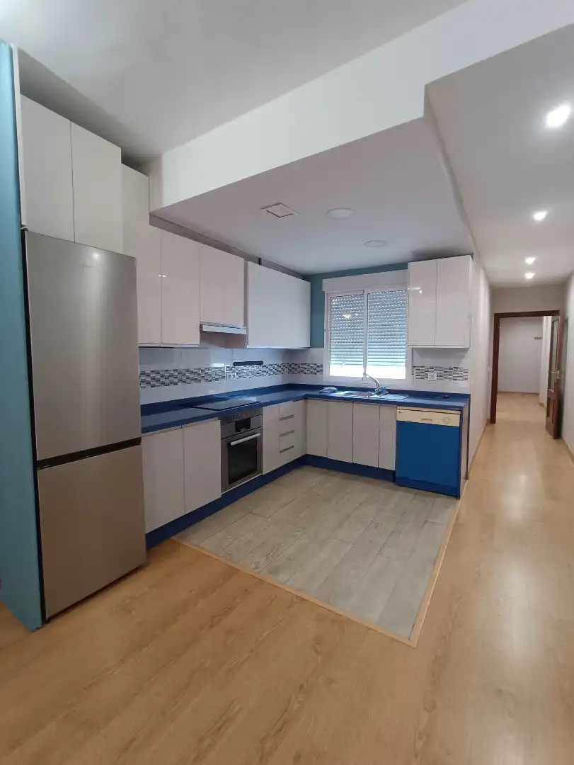 Cocina de Ático en venta en Don Benito con Terraza, Trastero y Balcón