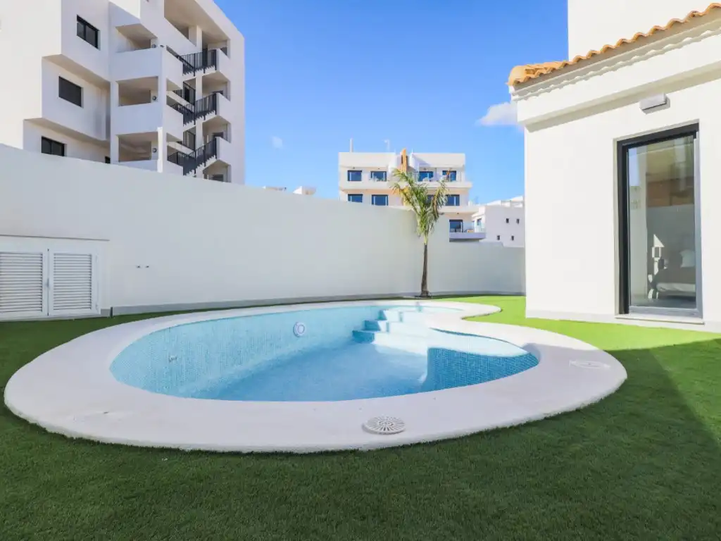 Casa amb piscina en venda a Calle Puig Mayor-Las Filipinas, imagen 35