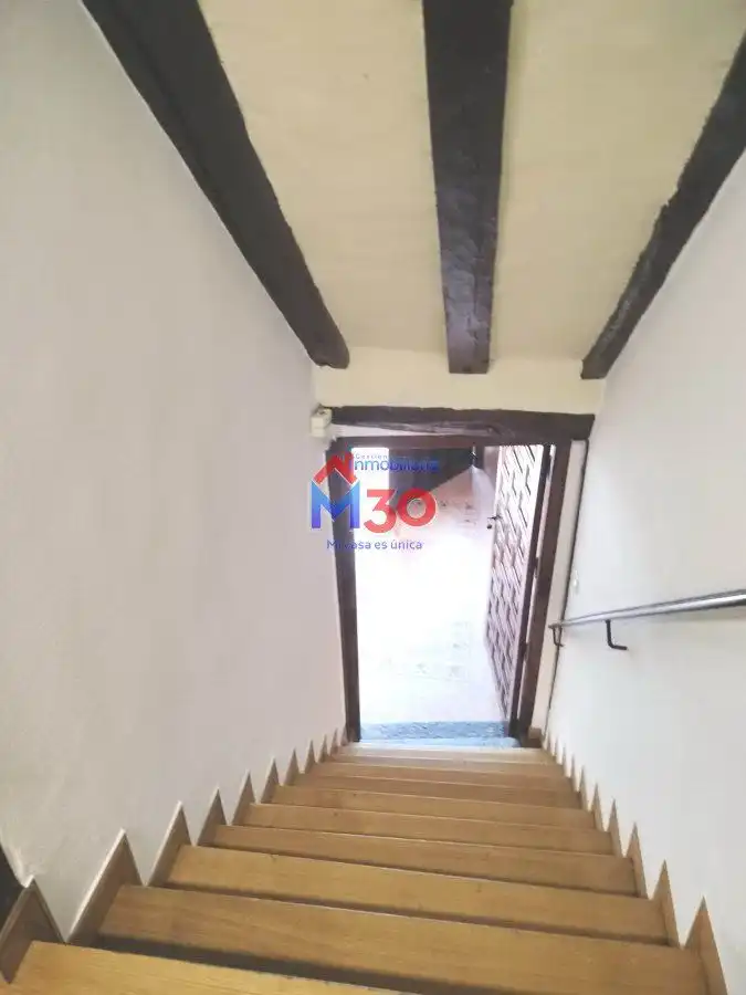 Commercial properties for sale in Valdegovia / Gaubea