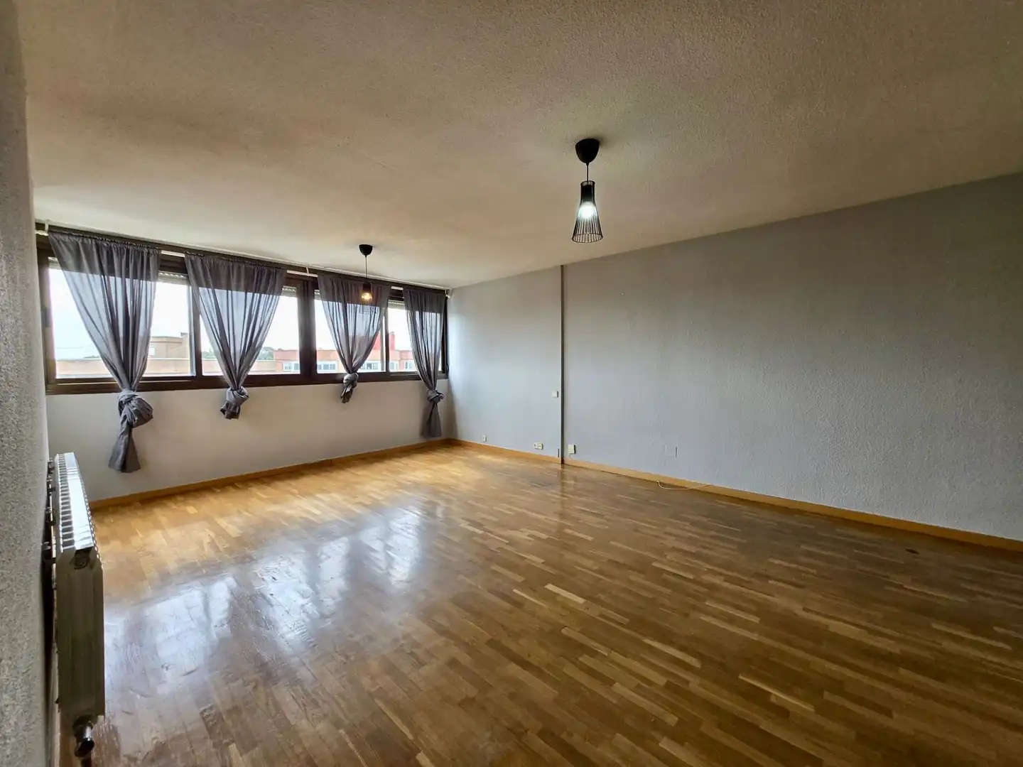 Sala d'estar de Pis en venda en Coslada amb Aire condicionat i Calefacció