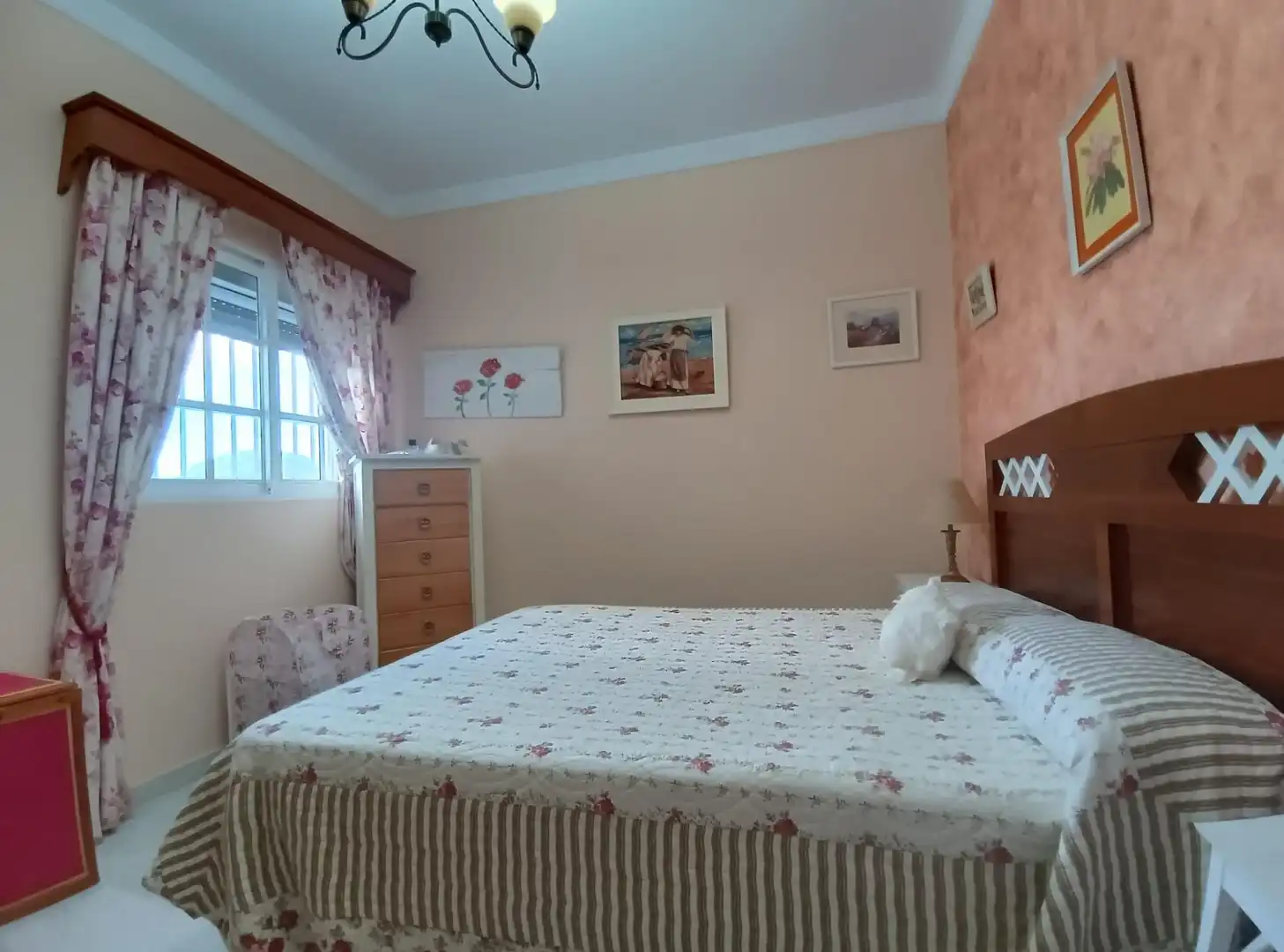 Habitación de Casa o chalet en venta en Chiclana de la Frontera con Jardín privado