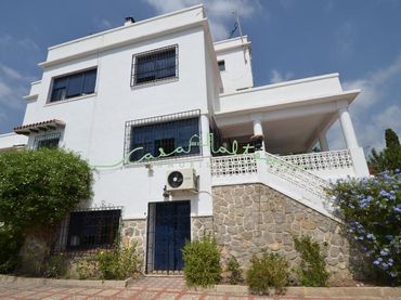 Villa avec balcon à vendre à L'Olla