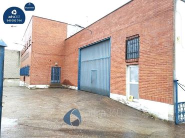 Industrial building for sale in Las Cañas