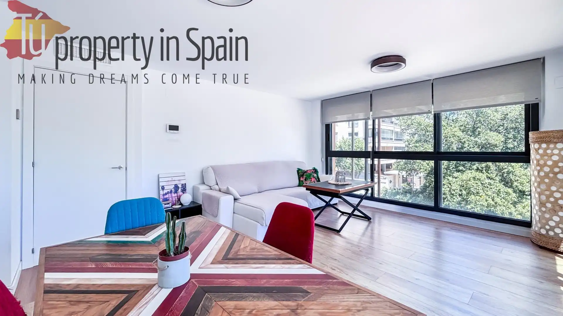 Sala de estar de Piso para compartir en Alicante / Alacant con Terraza, Amueblado y Piscina comunitaria