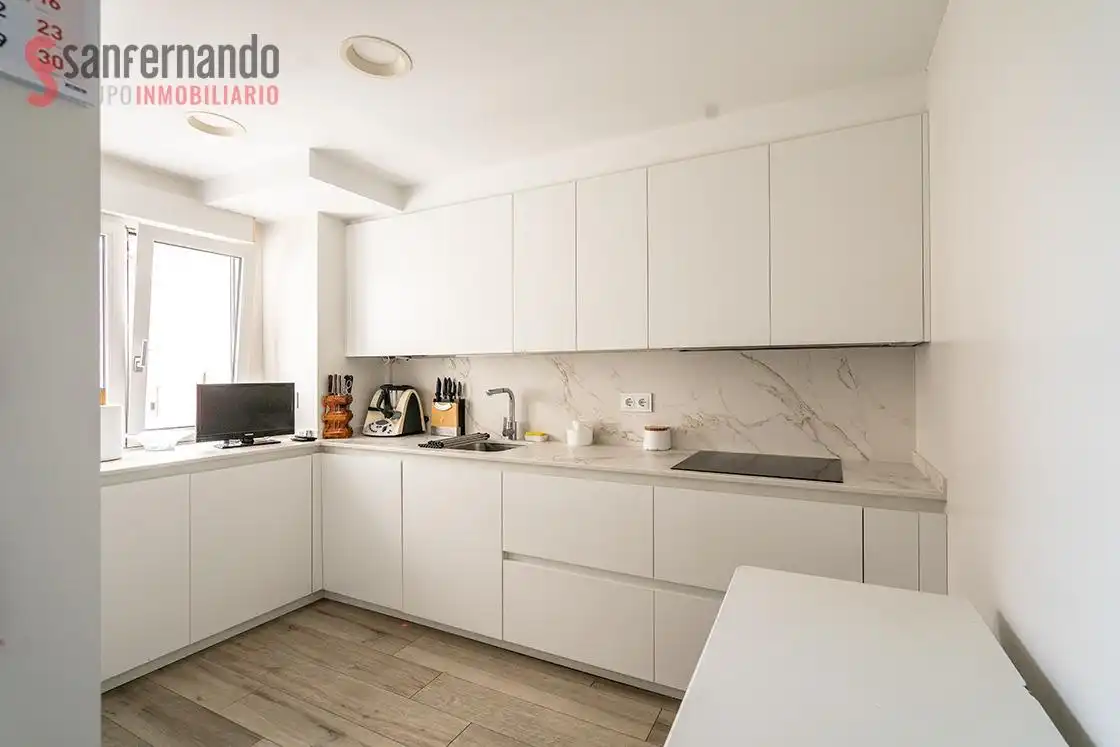 Kitchen of Flat for sale in Los Castros