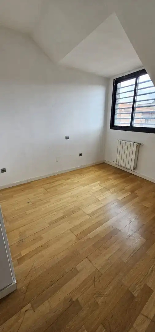 Piso en venta en Velilla de San Antonio con Aire acondicionado, Terraza y Trastero