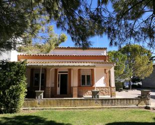 Vista exterior de Casa o xalet en venda en Bellvís amb Calefacció, Terrassa i Traster