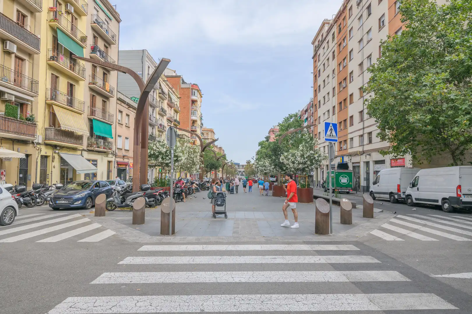 Exterior view of Flat for sale in Barcelona  with Parquet flooring, Terrace and Balcony