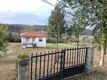 Maison avec jardin à vendre à Cesuras