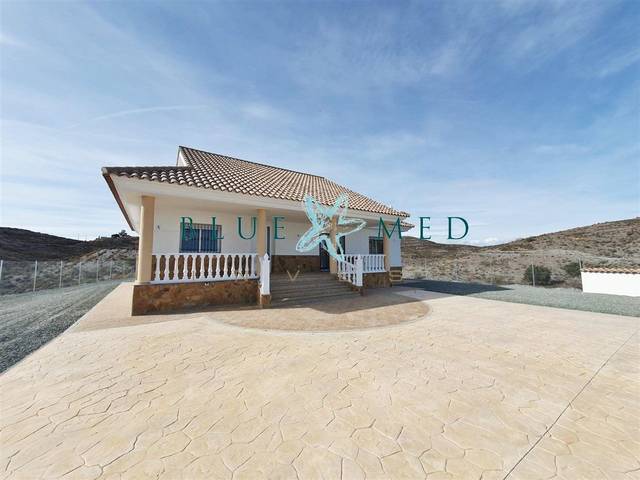 Casa-chalet en Venta en  CASAREJO en Bejar