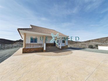 Casa con piscina in vendita a CASAREJO