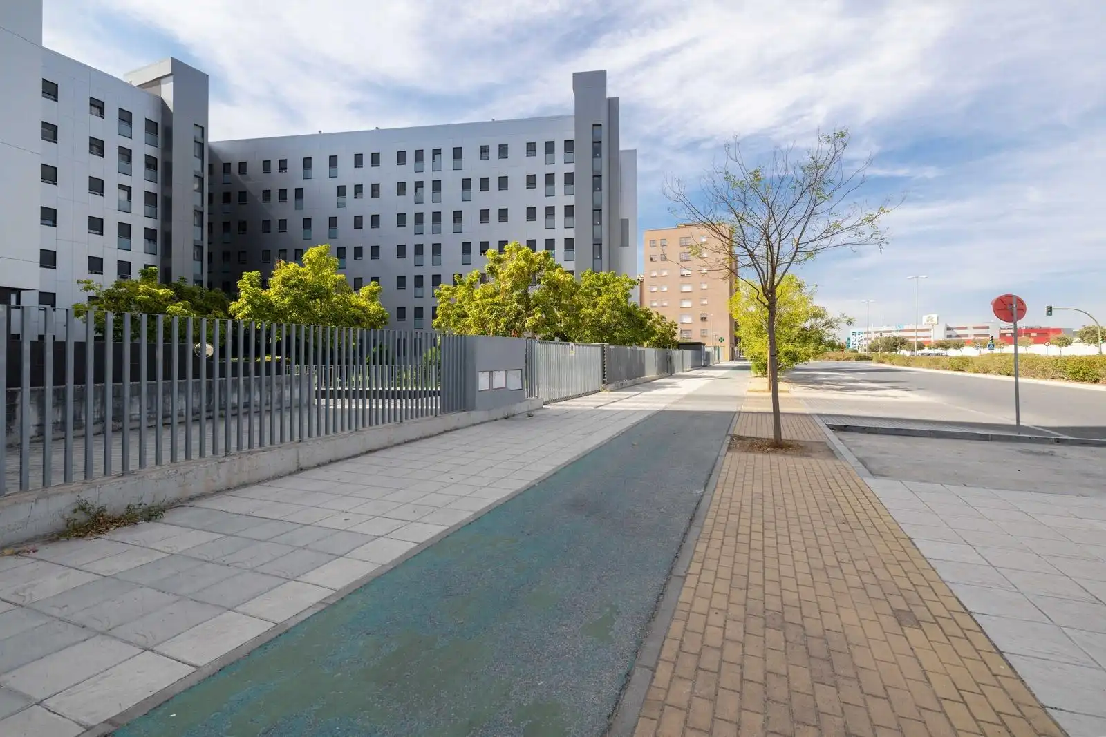 Vista exterior de Piso en venta en Sevilla con Aire acondicionado, Calefacción y Trastero