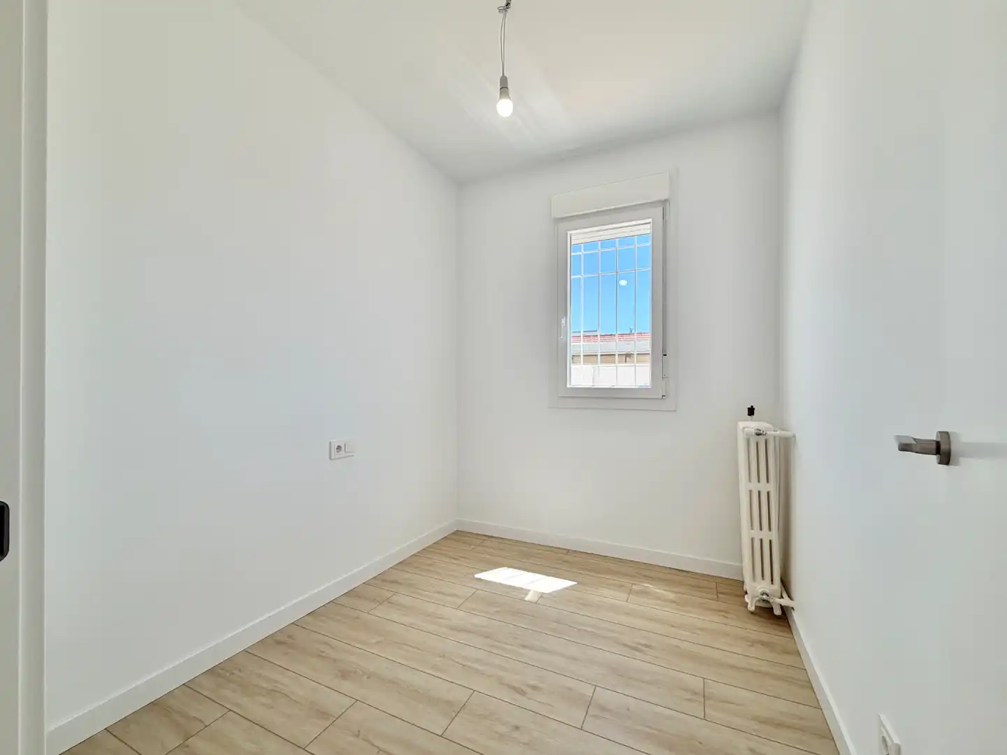 Bedroom of Attic for sale in Madrid  with Heating, Terrace and Alarm