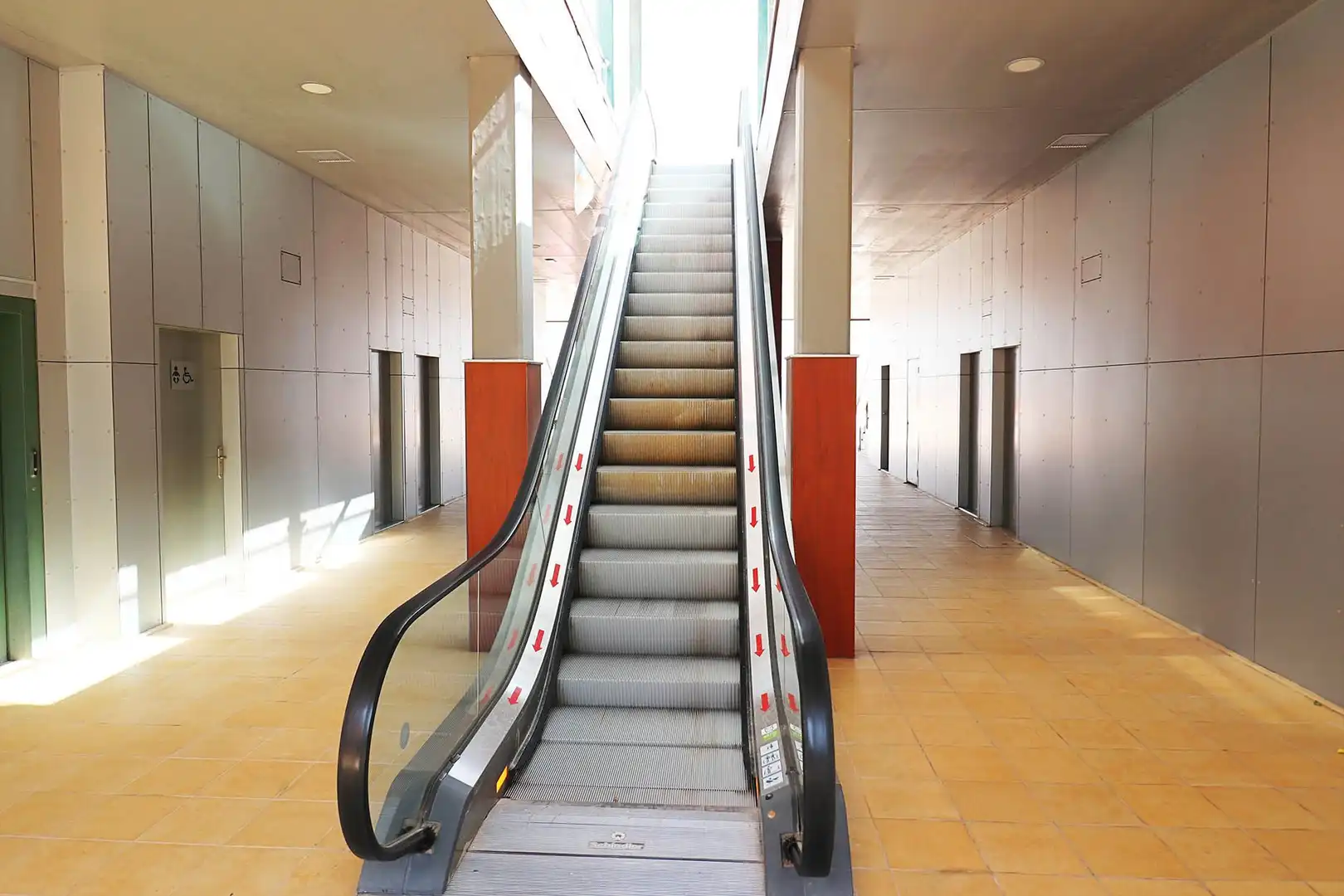 Gewerbefläche zum Verkauf in Calle Mar Mediterráneo 74, imagen 8