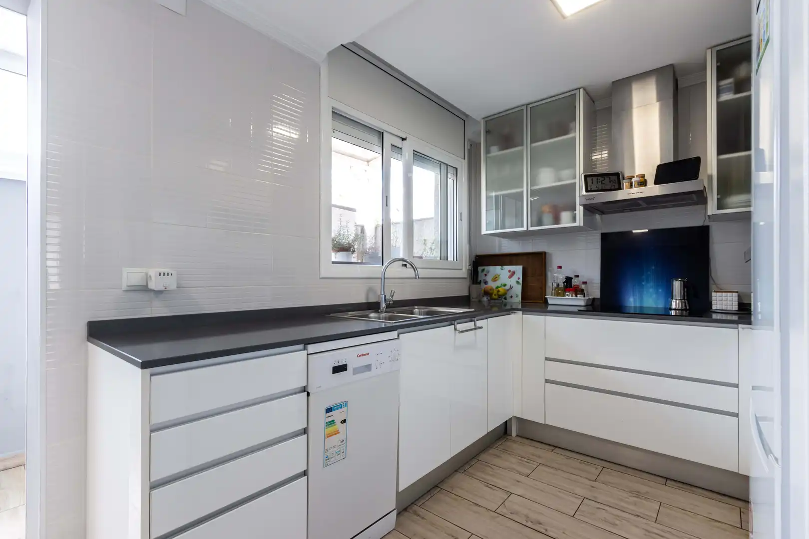 Cocina de Casa adosada en venta en Mollet del Vallès con Aire acondicionado, Calefacción y Terraza