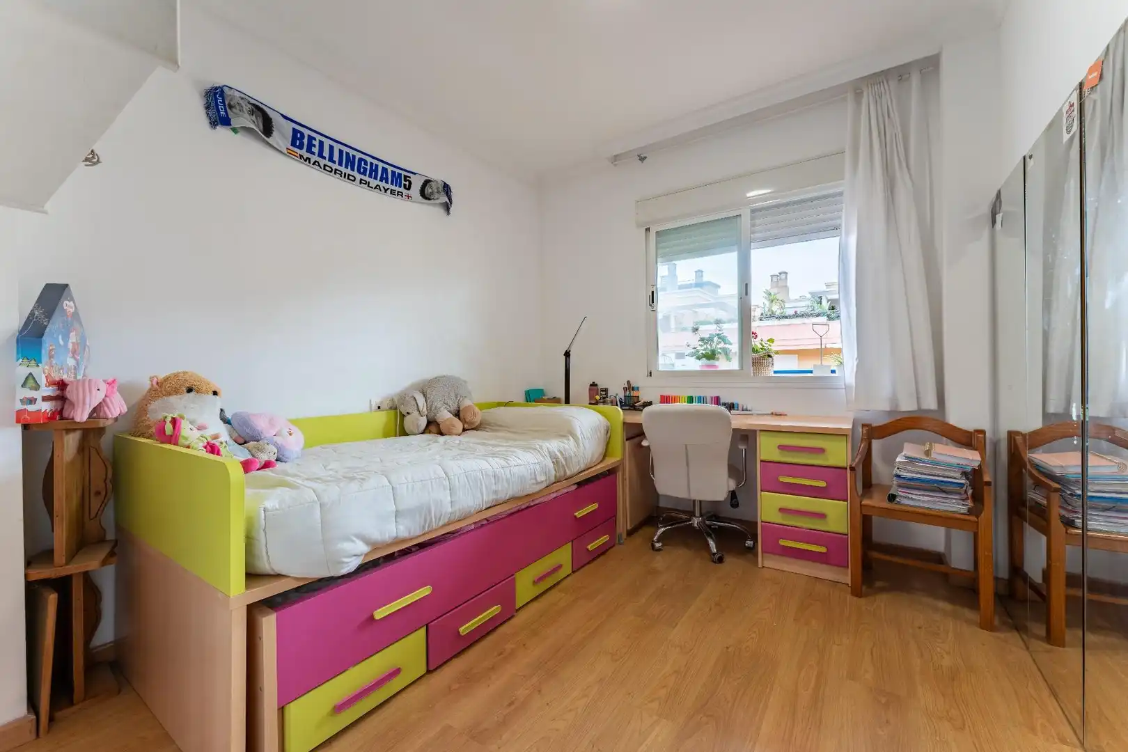 Dormitori de Apartament en venda en Málaga amb Aire condicionat, Traster i Piscina comunitària