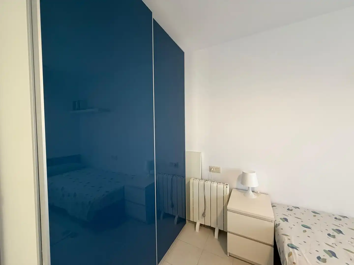 Habitación de Casa adosada de alquiler en Palamós con Terraza, Amueblado y Se aceptan mascotas