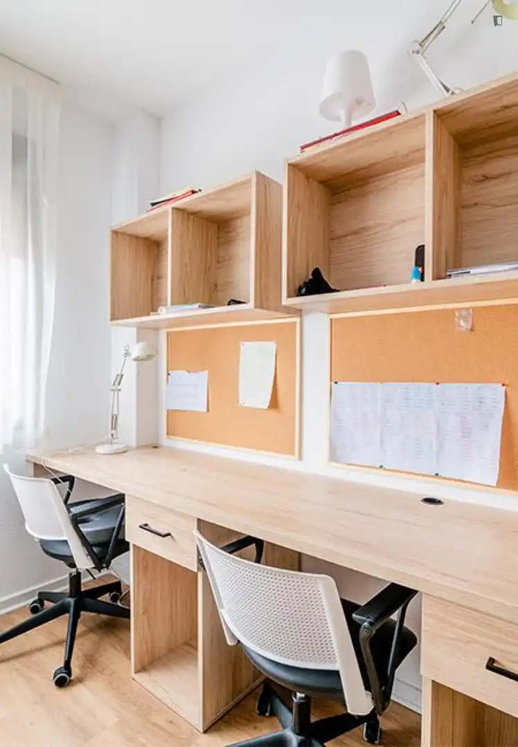 Schlafzimmer von Wohnung zur untervermieten in  Logroño mit Klimaanlage, Möbliert und Internet
