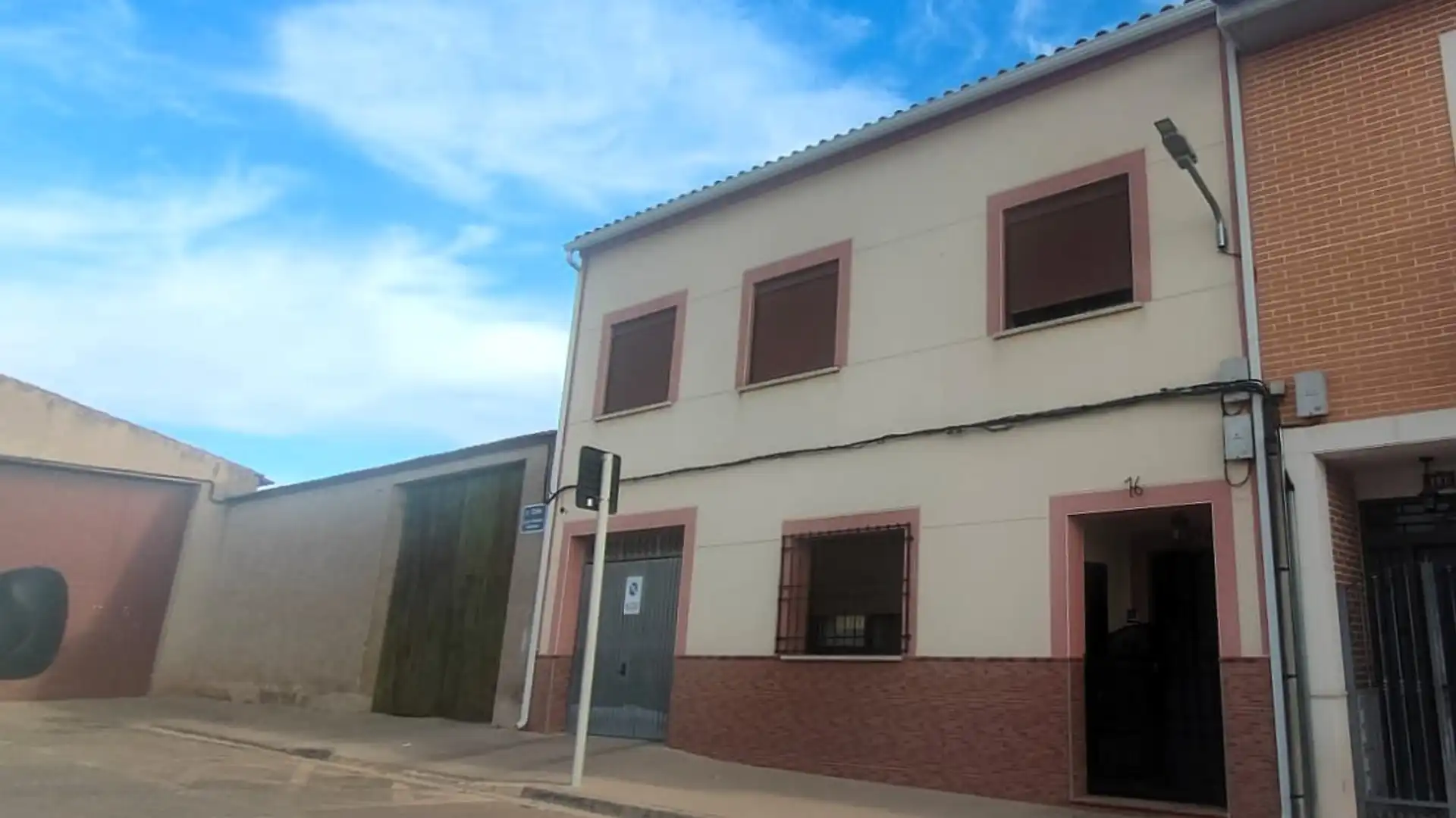 Vista exterior de Piso en venta en Miguelturra