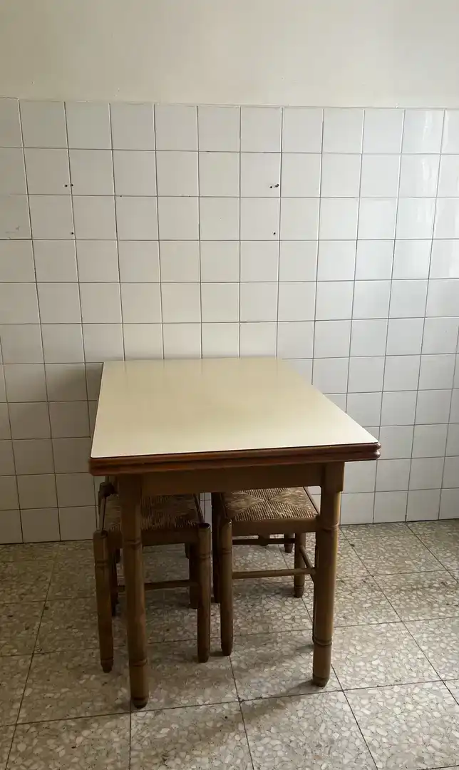Cuina de Pis per a compartir en Briviesca amb Parquet, Traster i Moblat