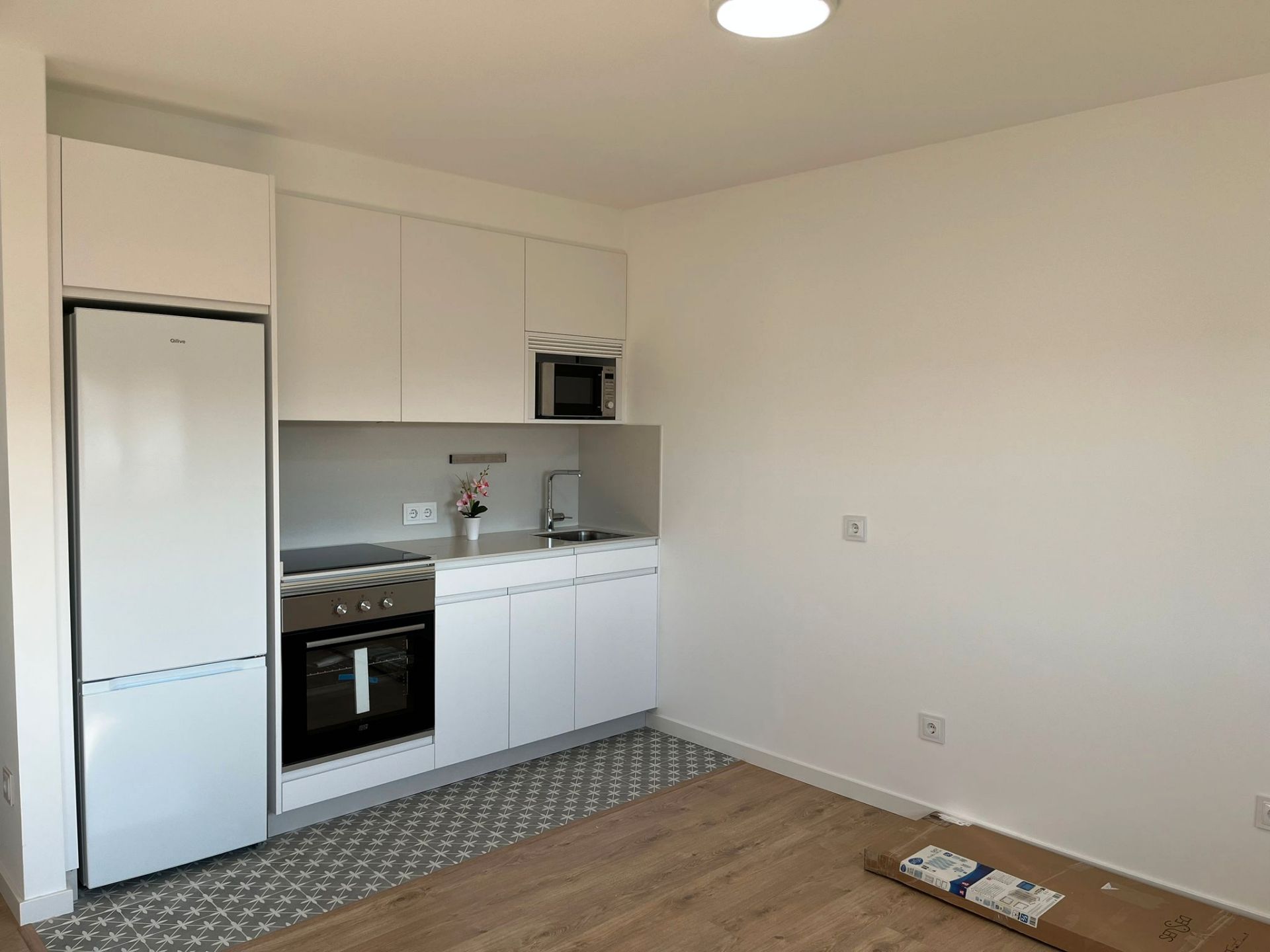 Kitchen of Study to rent in Vigo   with Furnished and Washing machine