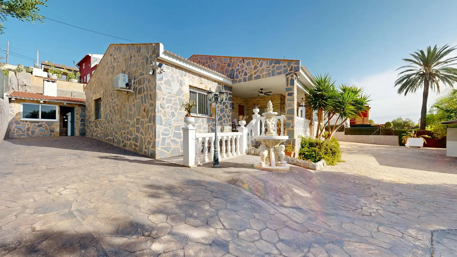 Vista exterior de Casa o chalet en venta en Torrent con Calefacción, Terraza y Trastero