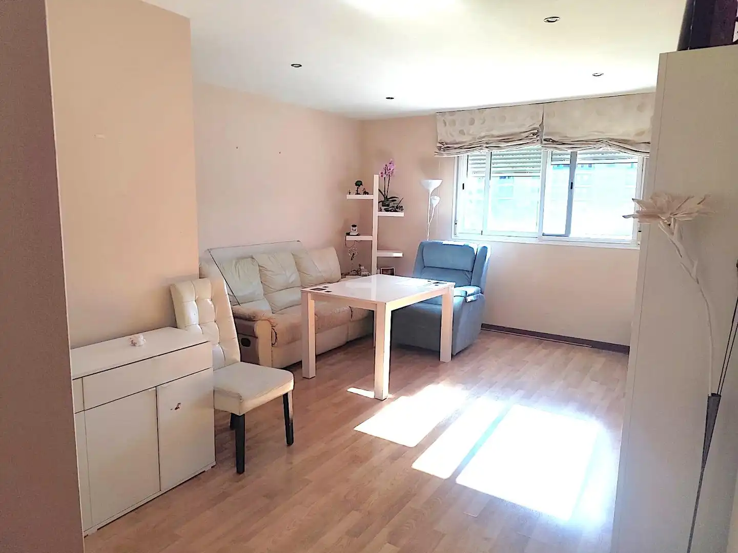Wohnzimmer von Wohnung zum Verkauf in Cáceres mit Klimaanlage
