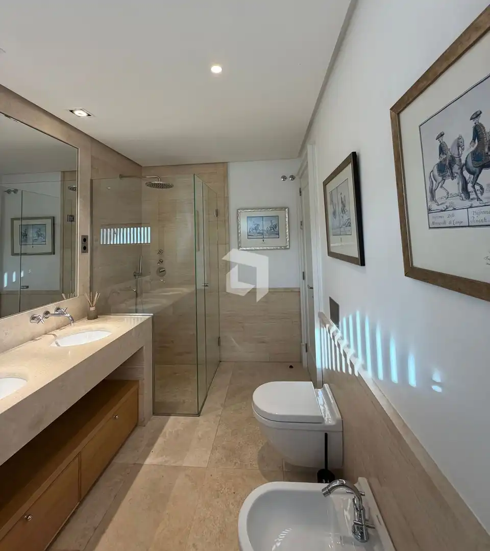 Baño de Ático en venta en Madrid con Aire acondicionado, Calefacción y Parquet