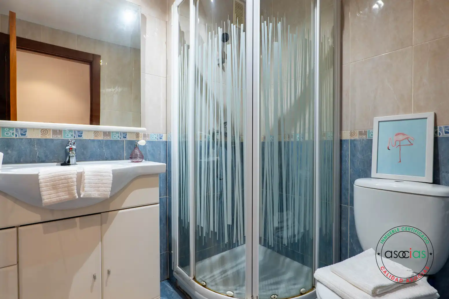 Bathroom of Flat for sale in Gijón   with Heating, Parquet flooring and Storage room