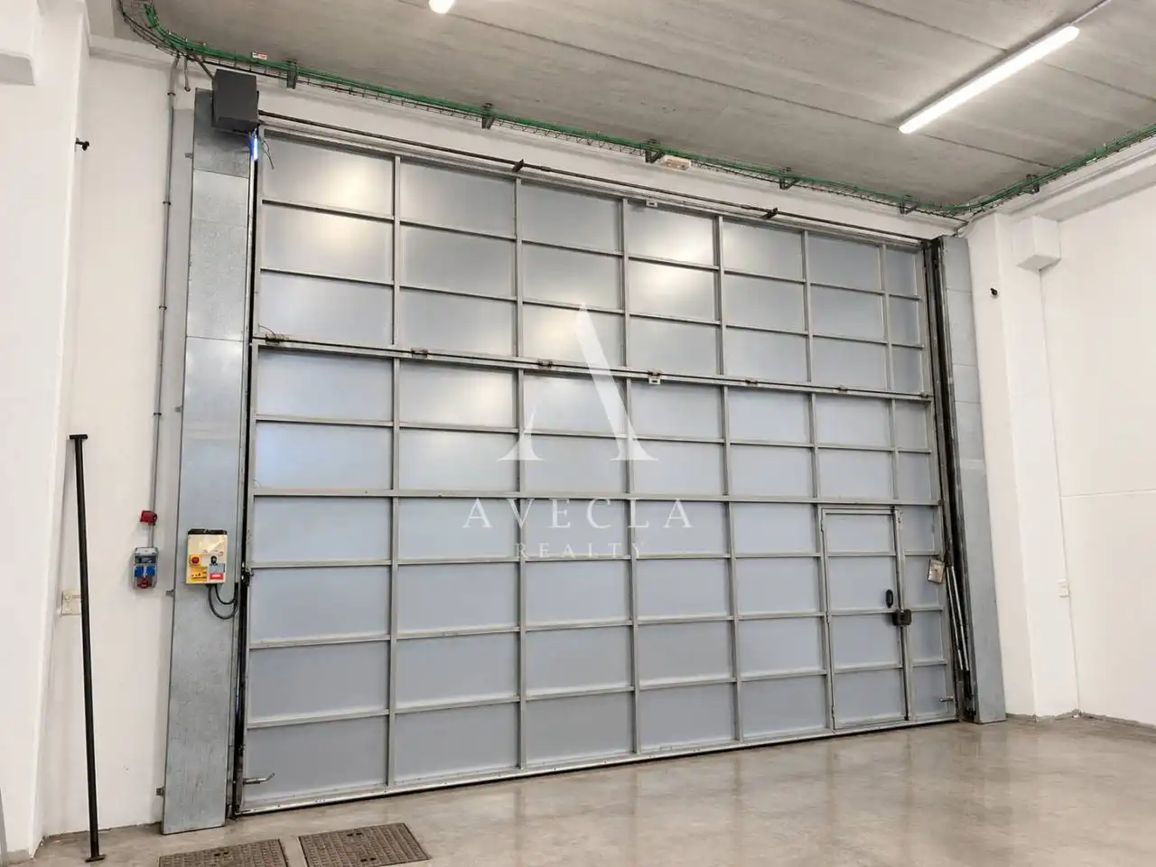 Nave industrial con ascensore in affitto a Calle Pintor Isidre Nonell 120, imagen 9