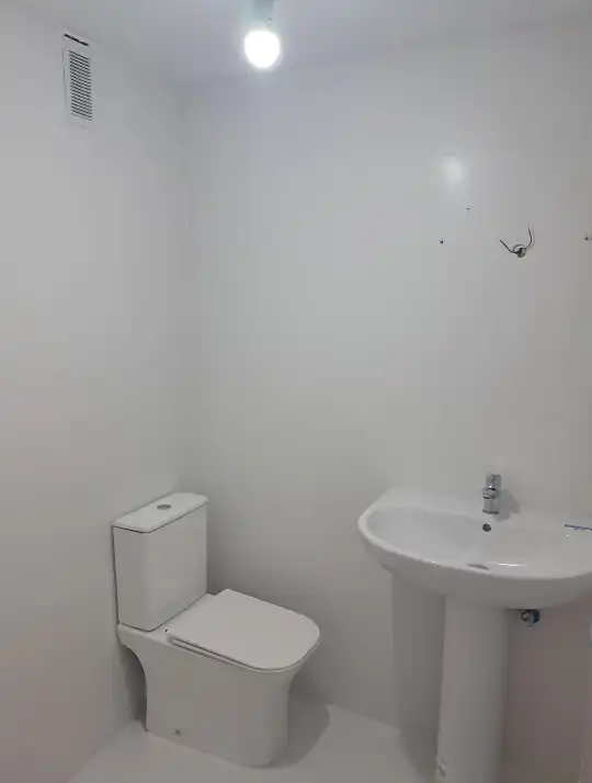 Bathroom of Flat for sale in Alaquàs  with Balcony and Internet