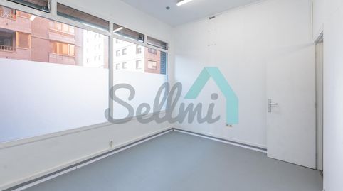 Foto 5 von Geschaftsraum zur Miete in Del Dos de Mayo, El Natahoyo, Gijón